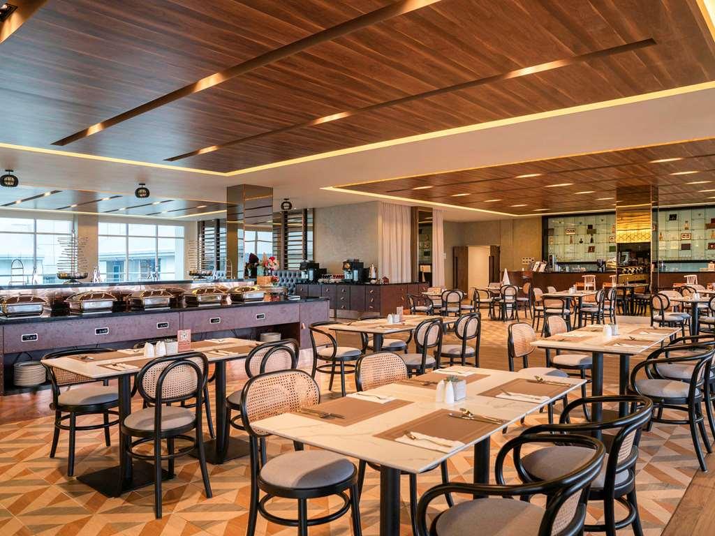 Mercure Langkawi Pantai Cenang Restaurante foto