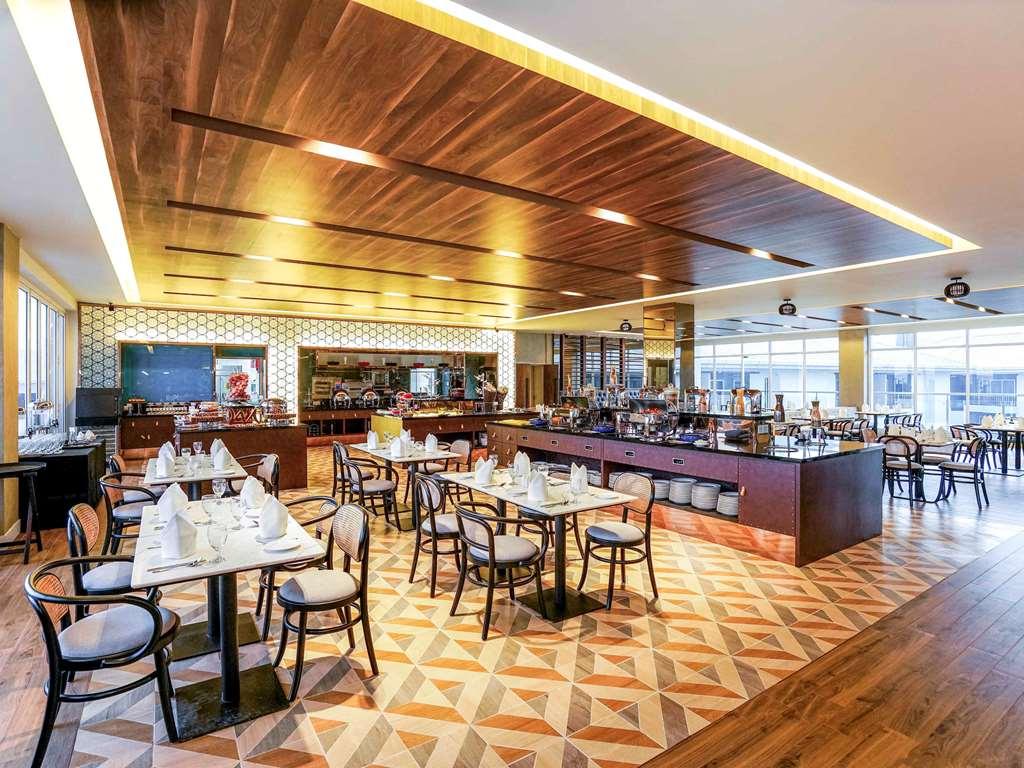 Mercure Langkawi Pantai Cenang Restaurante foto